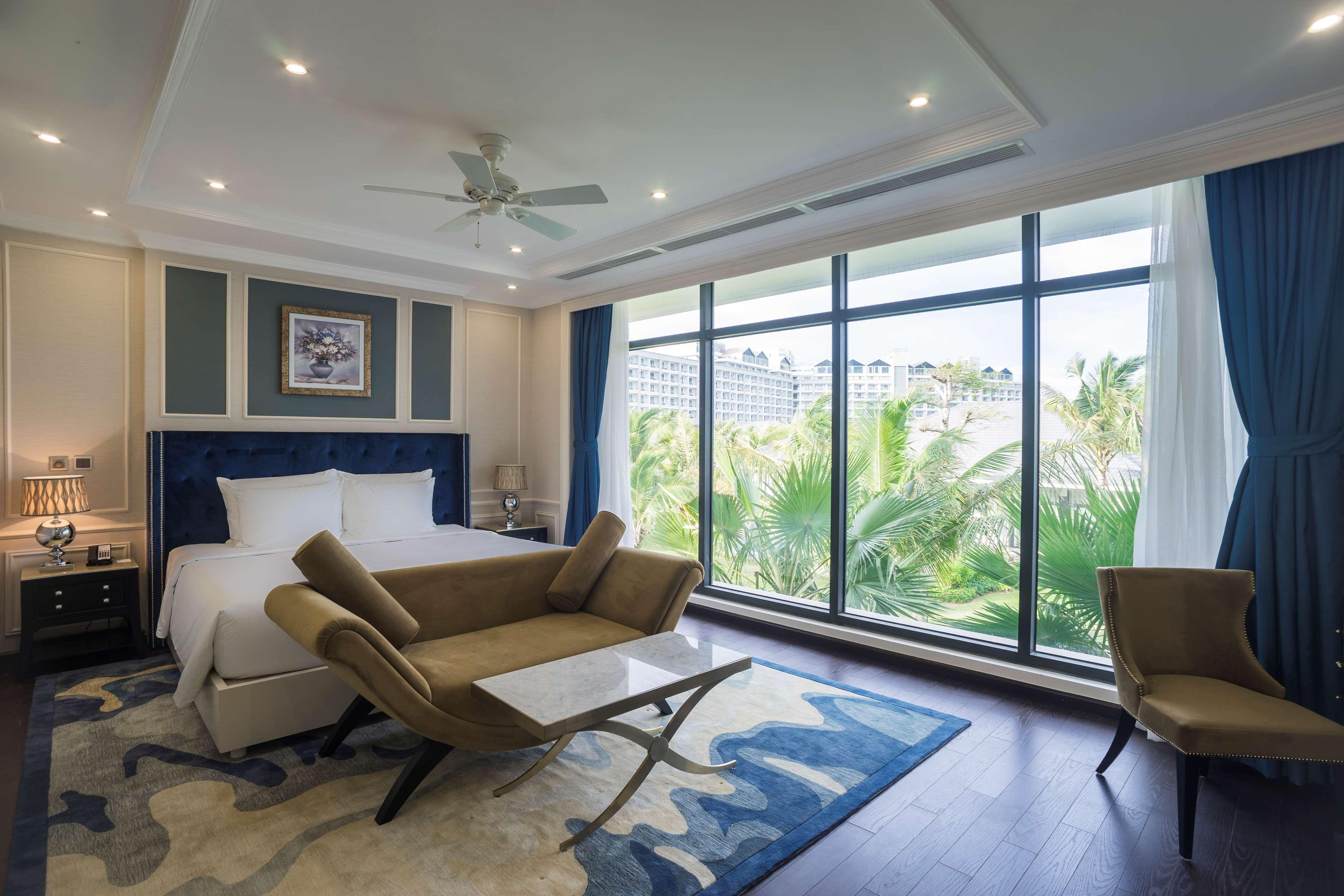 Radisson Blu Resort Που Κουόκ Εξωτερικό φωτογραφία A bedroom at the hotel