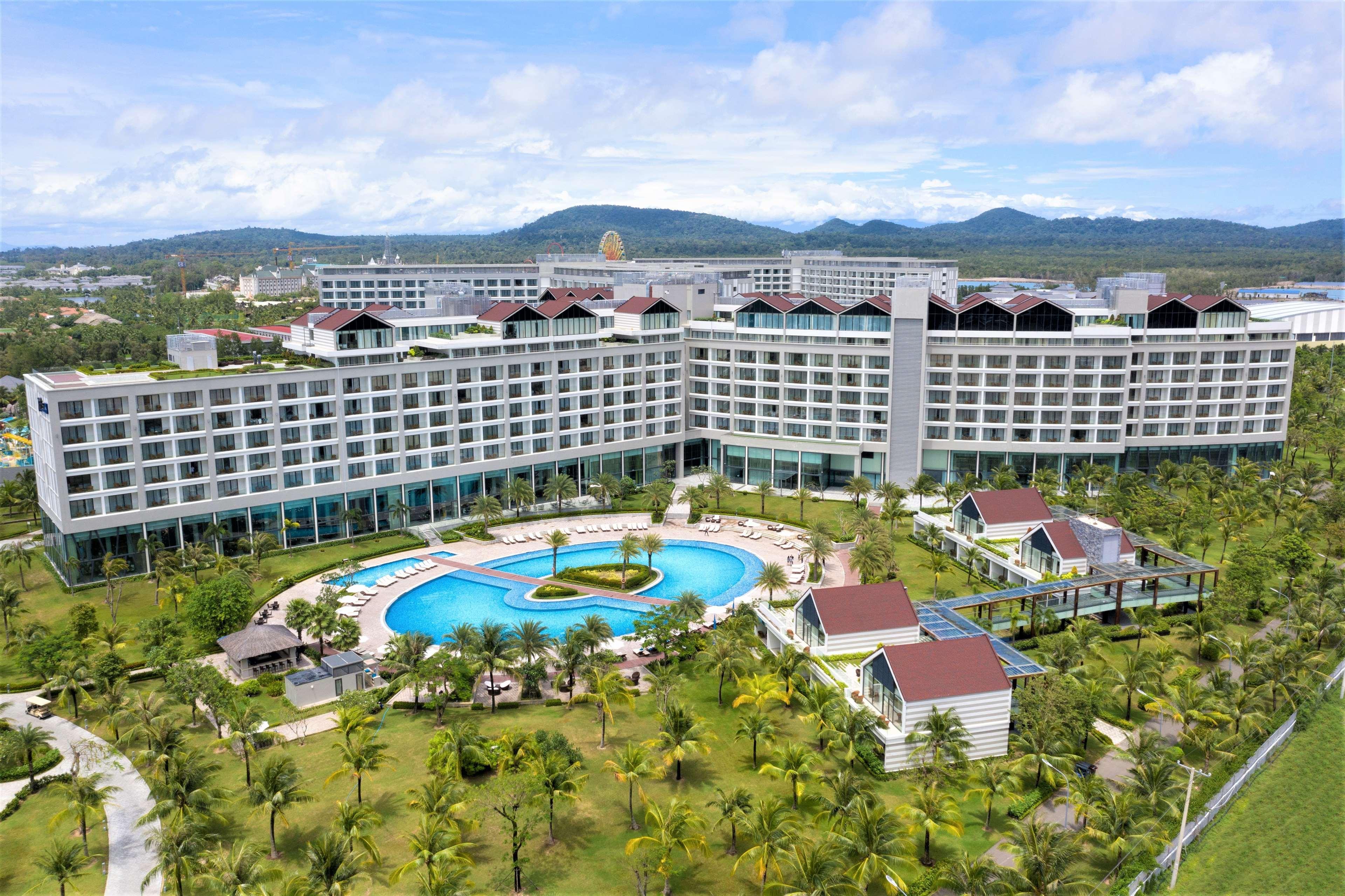 Radisson Blu Resort Που Κουόκ Εξωτερικό φωτογραφία Vinpearl Hotel Nha Trang