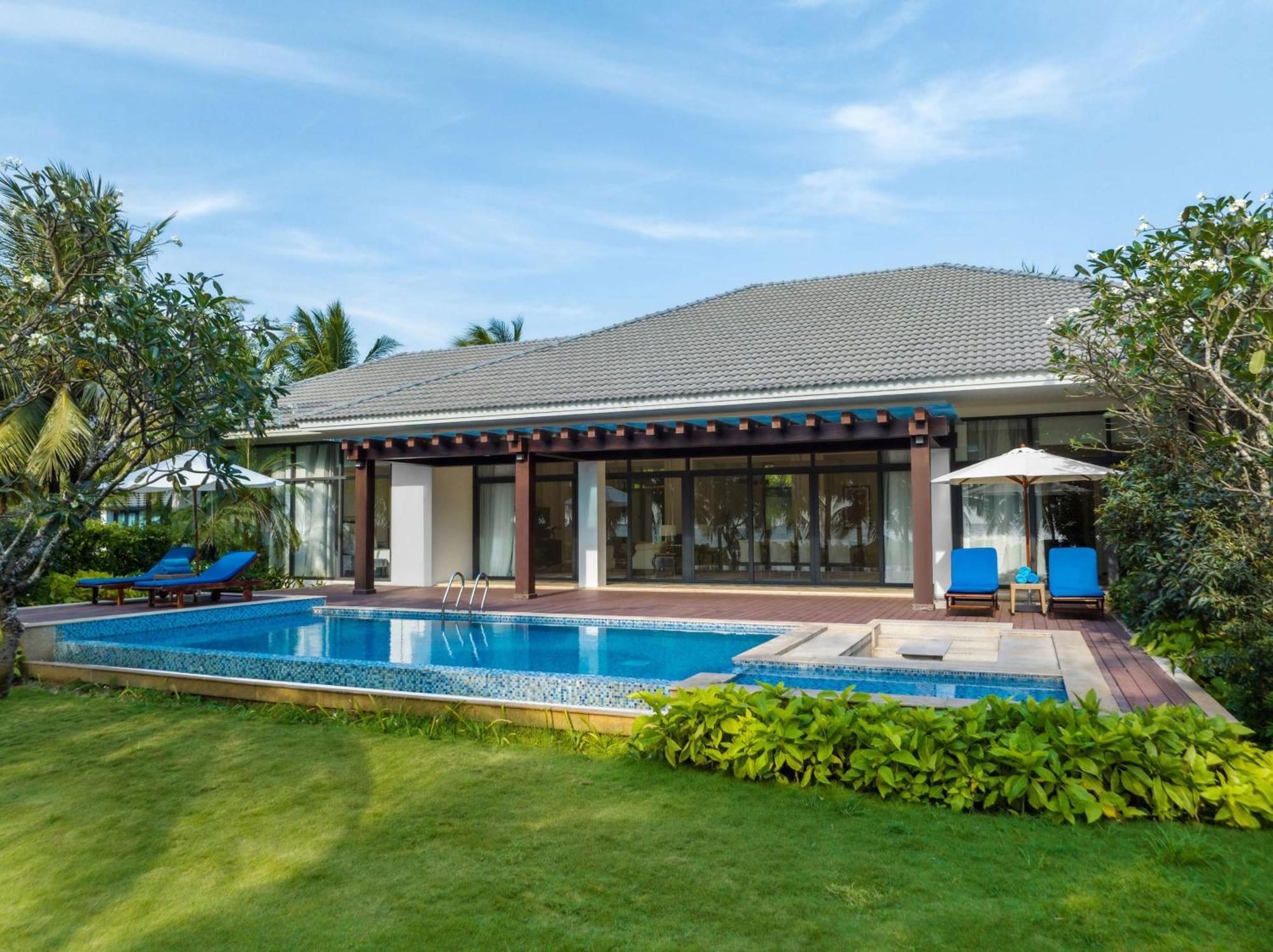 Radisson Blu Resort Που Κουόκ Εξωτερικό φωτογραφία A pool villa at Centara Villas Phuket Shambhala Resort and Spa