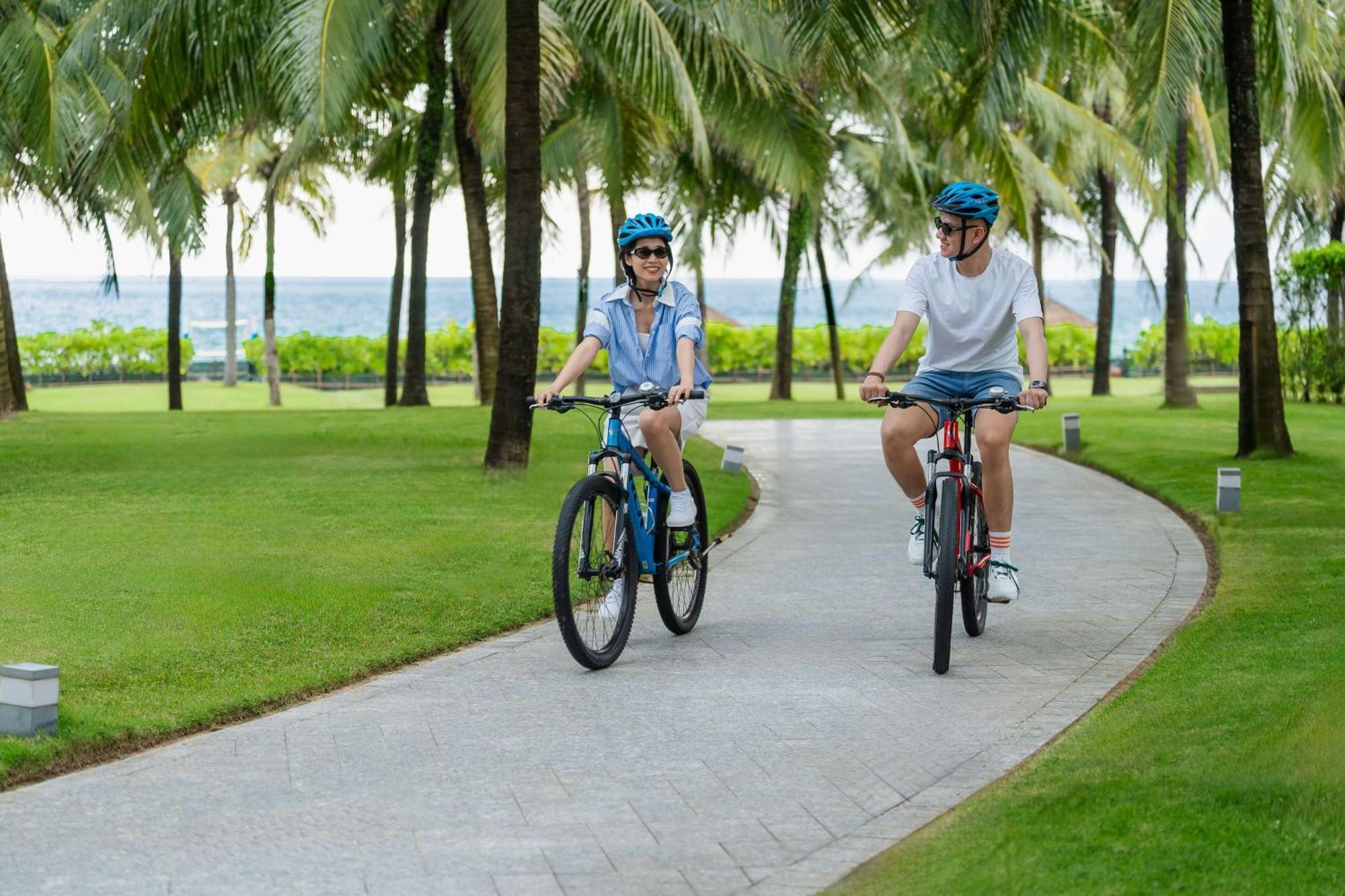 Radisson Blu Resort Που Κουόκ Εξωτερικό φωτογραφία Cycling at East Coast Park